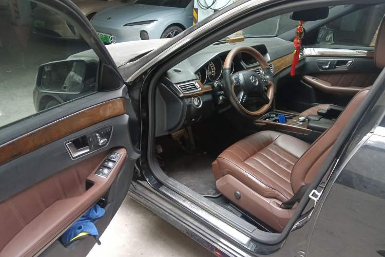 Used Mercedes-Benz E-Class 2015 E 320 L 4MATIC Driver Seat