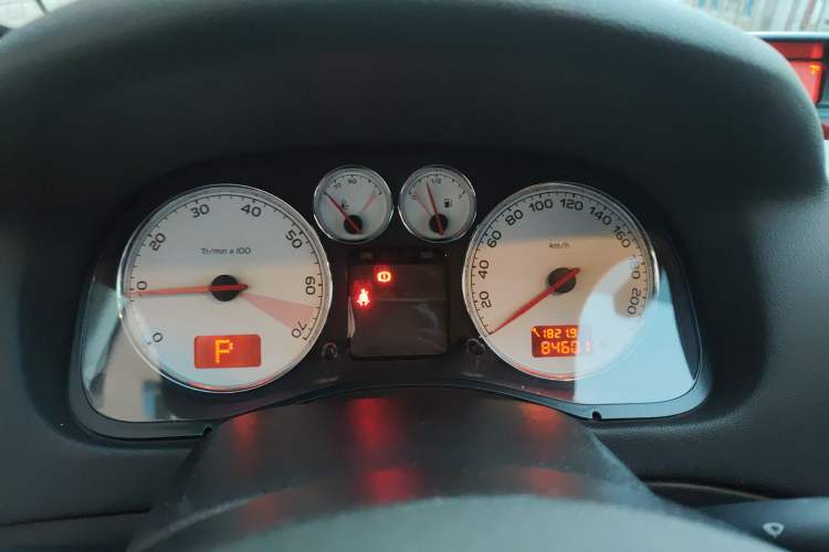 Used Peugeot 307 2010 Hatchback 1.6L Automatic Comfort Edition Instrument Cluster