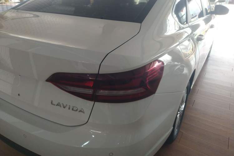 Used Volkswagen Lavida 2023 Revised 1.5L Automatic DeYi Edition Right Rear Taillight