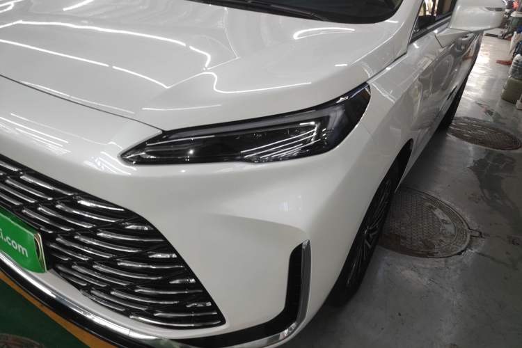 Used Buick GL8 New Energy 2025 Lu Shang Smart Enjoyment Edition 7-Seater