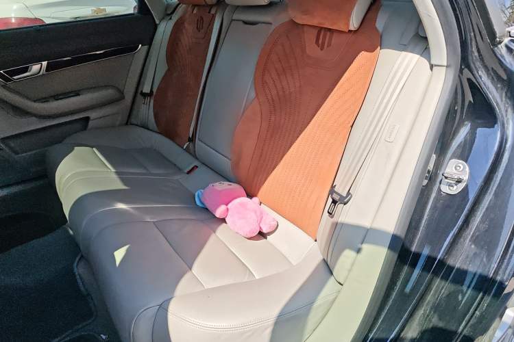 Used Audi A6L 2011 2.8 FSI Comfort Model
