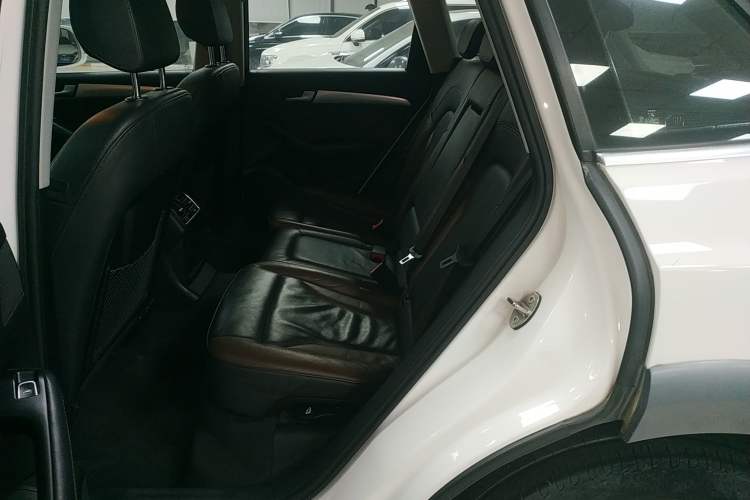 Used Audi Q5 2017 Plus 40 TFSI Technology Model