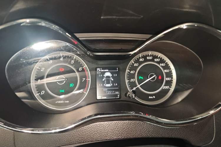 Used Baojun 560 2015 1.8L manual luxury version