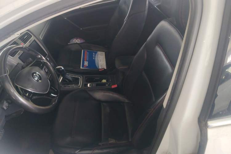 Used Volkswagen Golf 2016 230TSI Automatic Comfort Version Left Front Seat