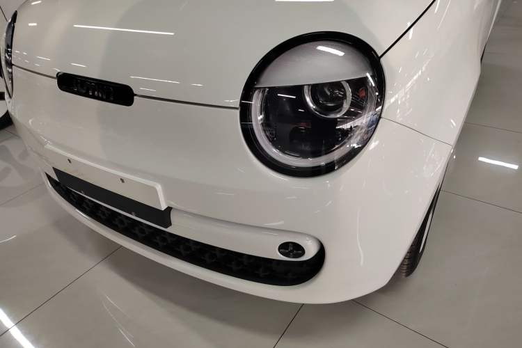 Used CHANGAN NEVO Lumin 2026 Model Treasure Edition 205km Passionate Beige Ningde Left Front Headlight