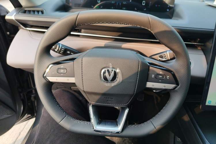 Used Changan Eado PHEV 2025 Smart New Blue Whale 145KM Battleship Edition