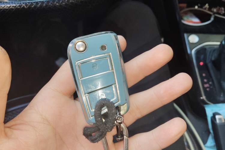 Used Jetta VS5 2021 280TSI Automatic Enjoyment Model Vehicle Key