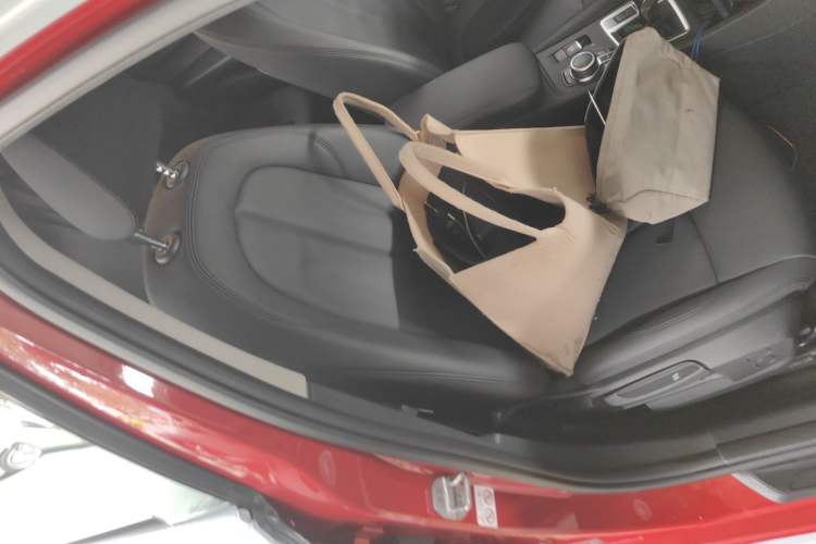 Used BMW 1 Series 2021 120i M Sport Edition Right Front Seat