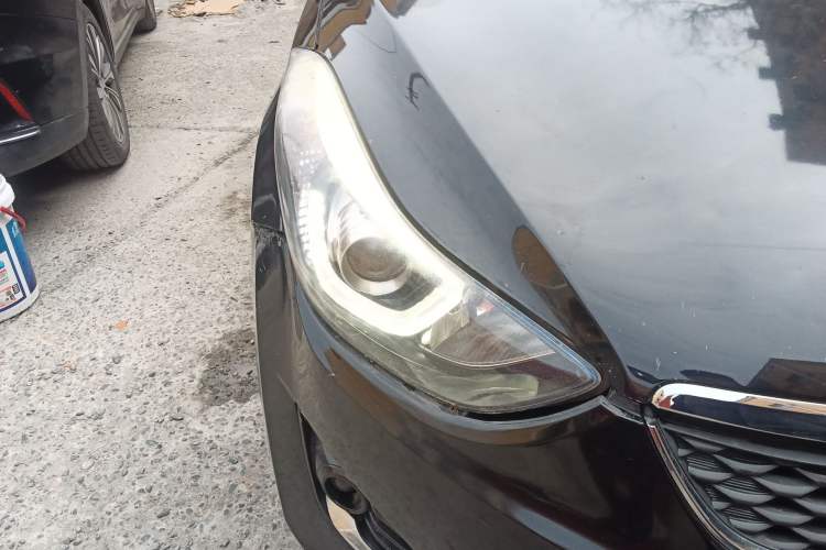 Used Hyundai Elantra (5th Generation / Langdong) 2016 1.6L Automatic Prestige Model Right Front Headlight