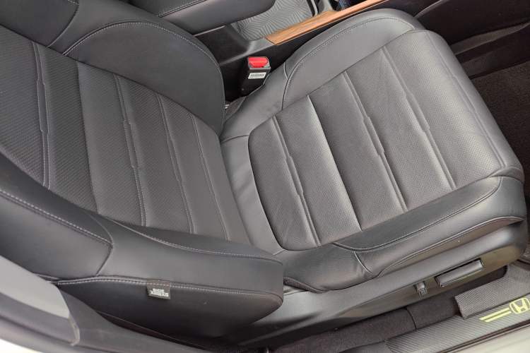 Used Honda CR-V 2019 Brilliant Edition Plus 240TURBO CVT Two-Wheel Drive Fashion Version China VI Emission Standard