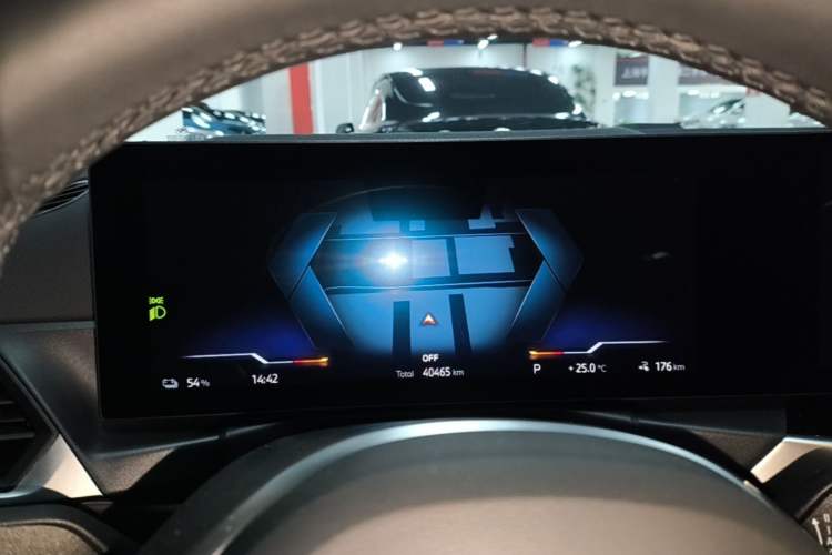 Used BMW i3 2024 eDrive 35 L
