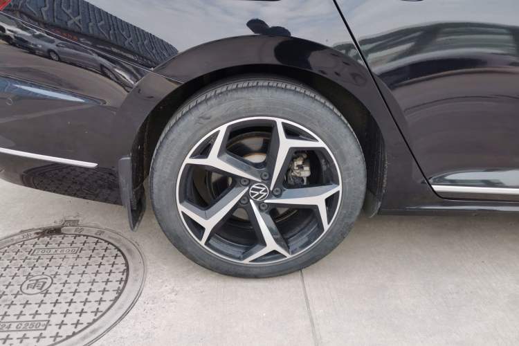 Used Volkswagen Passat 2023 Restyled 330TSI Starry Luxury Edition