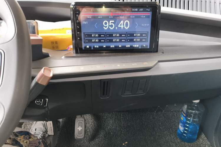 Used Baojun E200 2019 250KM Smart Drive Edition Audio And AC Panel