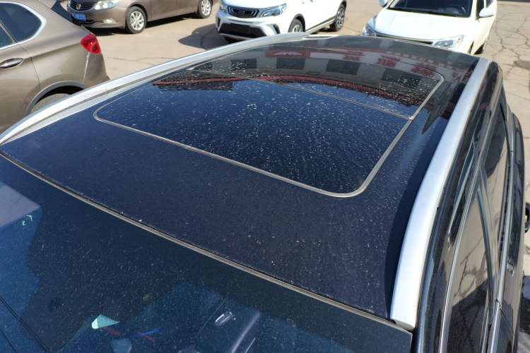 Used Geely Auto Emgrand X7 Sport 2016 1.8TD Automatic Smart Model Roof