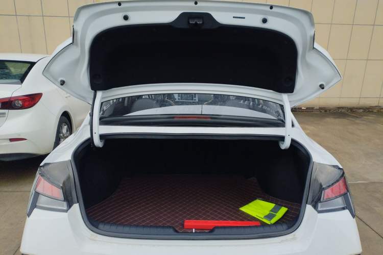 Used Hyundai Elantra 2023 1.5L CVT GLX Elite Edition