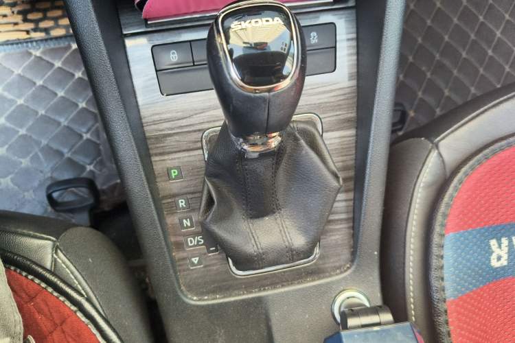 Used Skoda Octavia 2017 1.6L Automatic Smart Drive Edition
