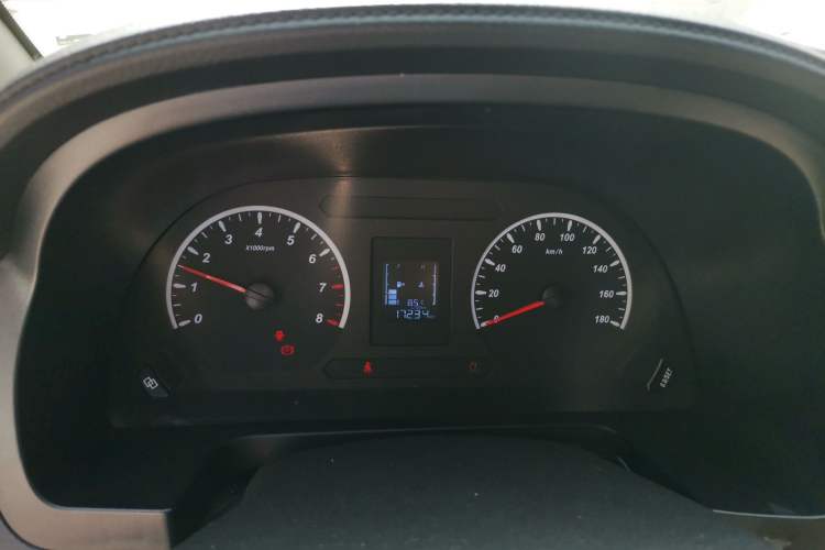 Used FORTHING Lingzhi 2023 M5L 1.6L Base Model 5 Seats Instrument Cluster