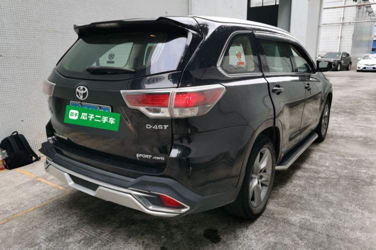 Used Toyota Highlander 2015 2.0T Four-Wheel Drive Luxury Edition 7-Seater Rear Right 45 Deg