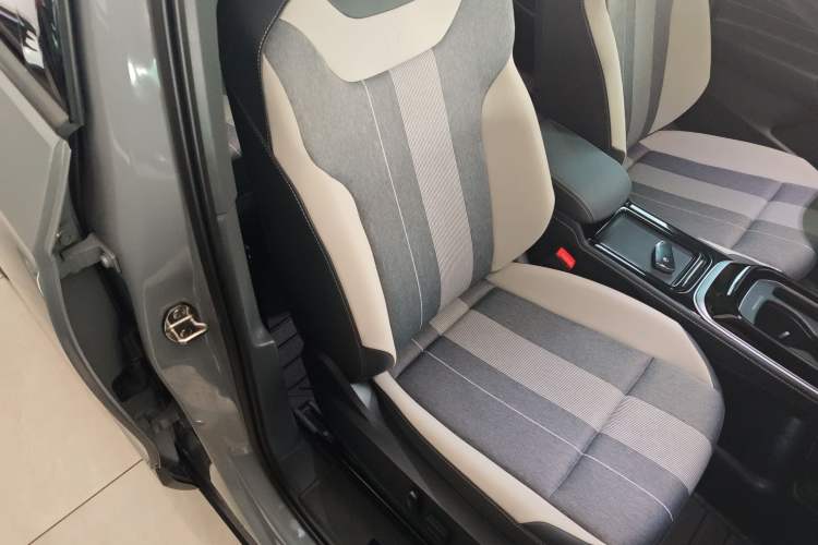 Used Volkswagen ID.4 CROZZ 2022 Standard Range PURE Edition
