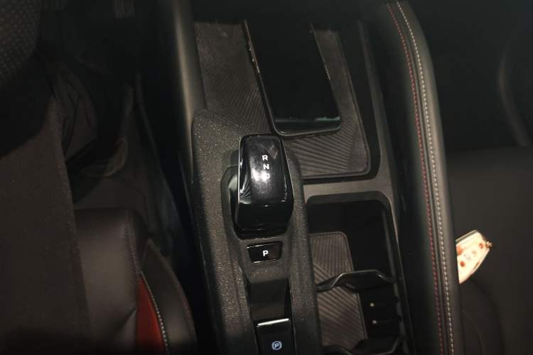 Used Geely Auto Coolray 2022 Bin Yue COOL 1.5TD DCT Hot Engine Edition