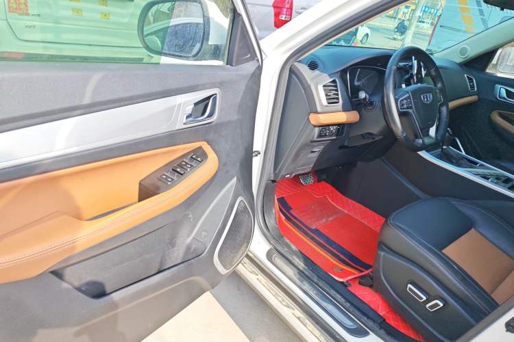 Used Geely Auto Vision X6 2018 1.4T CVT 4G Connected Flagship Edition
