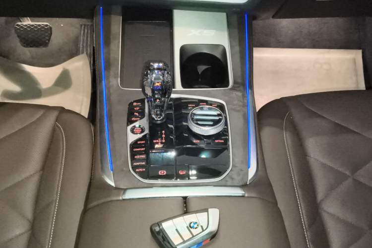 Used BMW X5 2022 Restyled xDrive 30Li Luxury Version M Sport Package