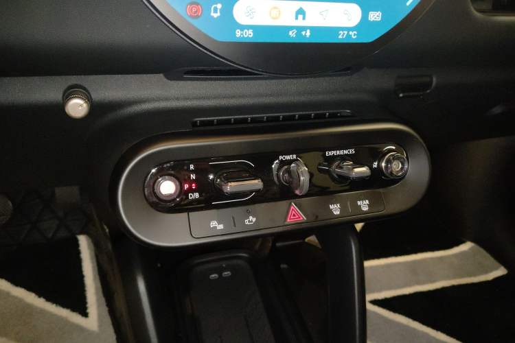 Used MINI Electric COOPER 2024 456km COOPER E Classic Edition Gear Lever