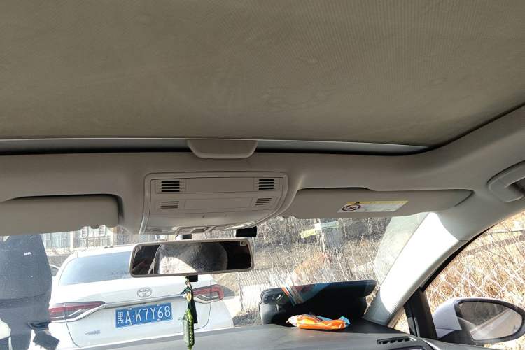 Used Volkswagen Golf 2015 1.4TSI Automatic Comfort Model Headliner