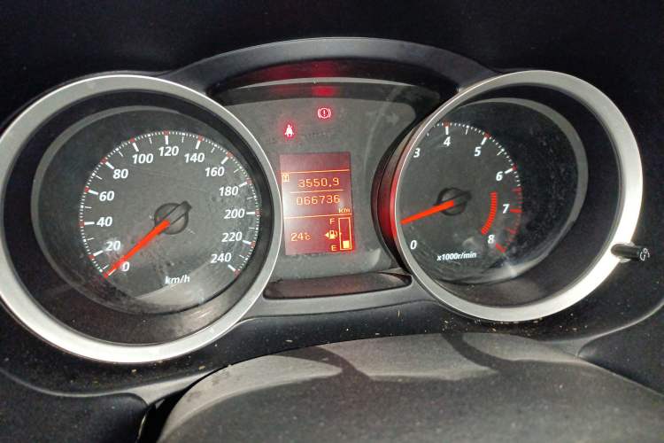 Used Mitsubishi Lancer EX 2012 Fashion Edition 1.8L Manual Comfort Version
