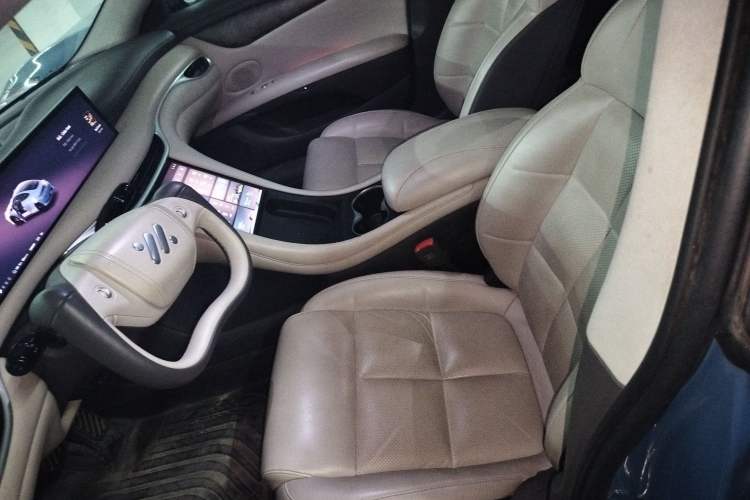 Used IM L6 2024 Max Standard Edition Left Front Seat