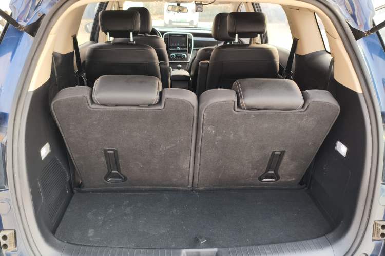 Used BYD Song MAX 2018 1.5T Manual Smart Connect Luxury 6-Seater