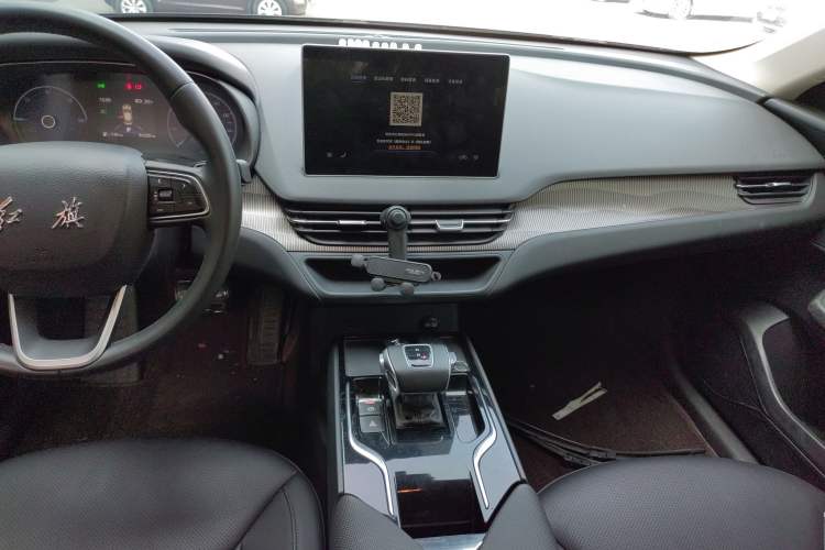 Used Hongqi E-QM5 2022 431 km Charge & Enjoy Edition Audio And AC Panel