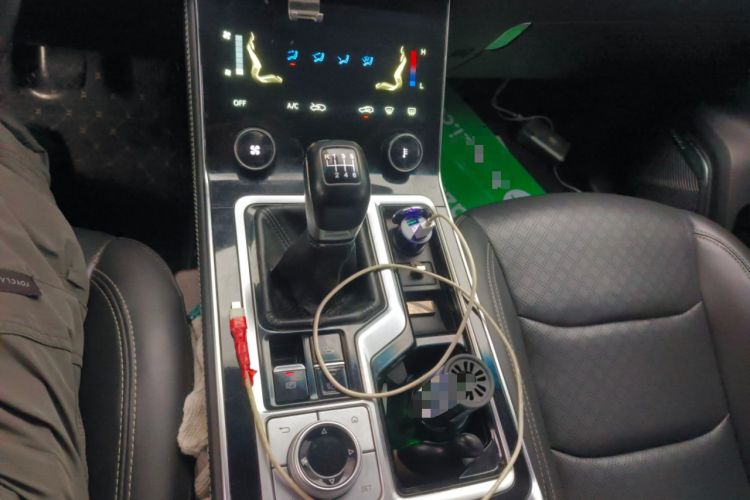 Used JETOUR X90 2020 1.5T Manual Shadow Fun Edition 7-Seater Gear Lever