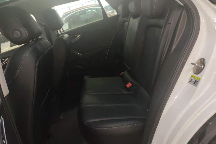 Used Audi Q2L 2018 35 TFSI Launch Exclusive Edition China VI Left Rear Seat