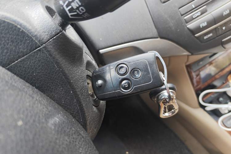 Used Honda Accord 2011 2.0L EX Vehicle Key