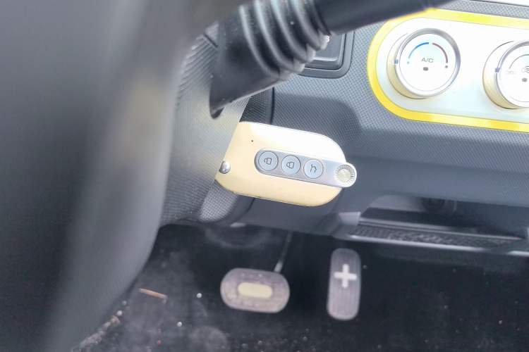 Used Wuling Hongguang MINIEV 2022 Macaron Colorful Edition Lithium Iron Phosphate