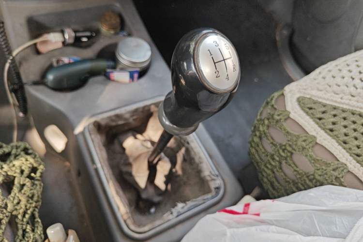 Used FORTHING Lingzhi 2012 Commercial Version 1.6L Special Offer Model
