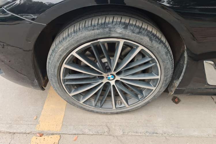 Used BMW 5 Series 2023 530Li Leading Model M Sport Package
