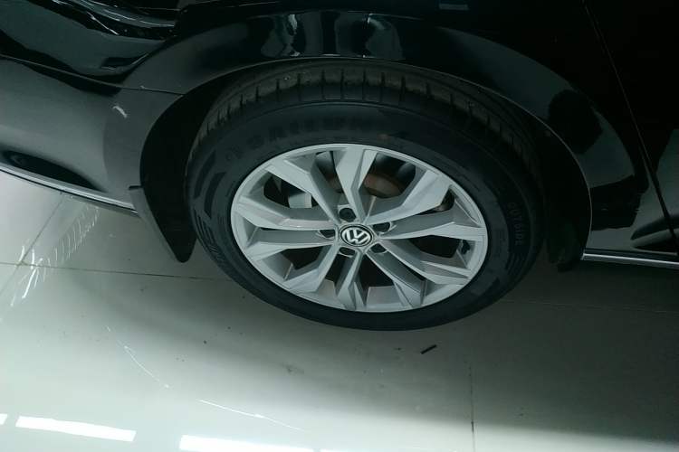 Used Volkswagen Magotan 2017 330TSI DSG Luxury Model