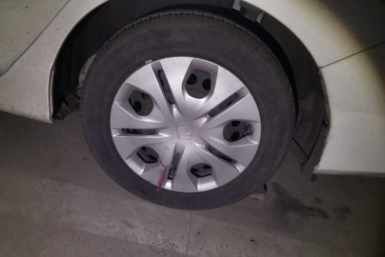 Used Honda Greiz 2016 1.5L CVT Classic Edition Right Front Wheel Hub