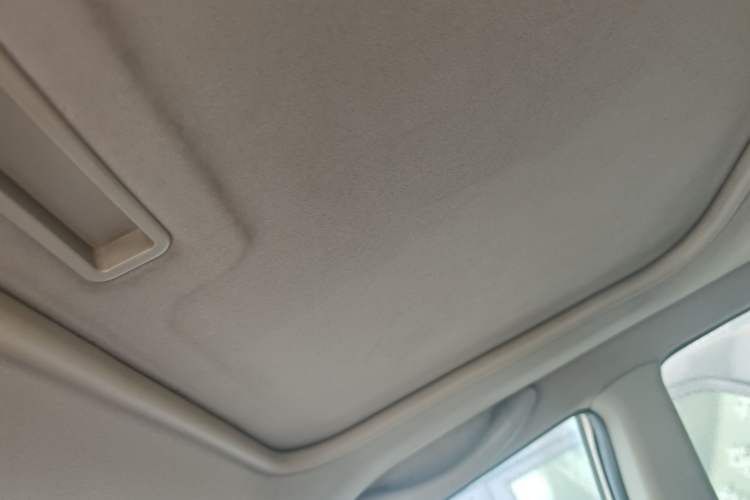 Used Chery Tiggo 3 2015 1.6L CVT ZhiShang Commemorative Edition
