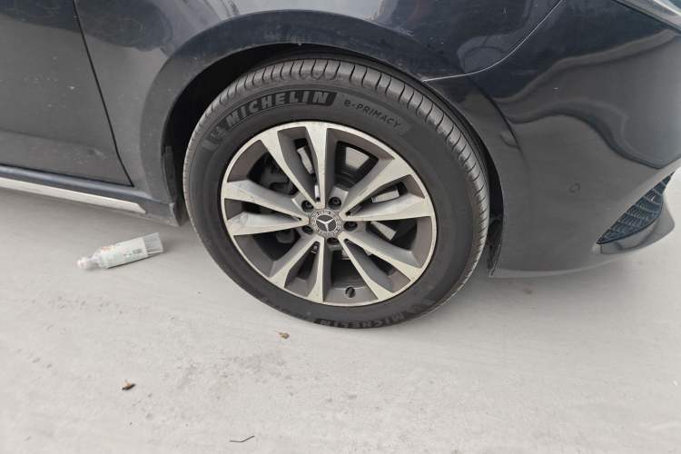 Used Mercedes-Benz V-Class 2021 V 260 Avantgarde Edition