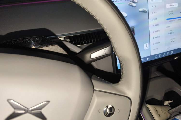 Used XPeng MONA M03 2024 620 with Ultra-Long Range Gear Lever