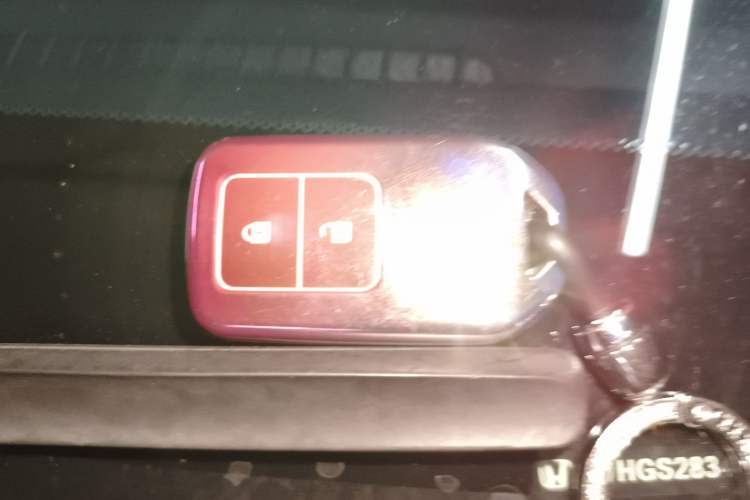 Used Honda LIFE 2021 1.5L CVT SPORT Heartbeat Edition Vehicle Key