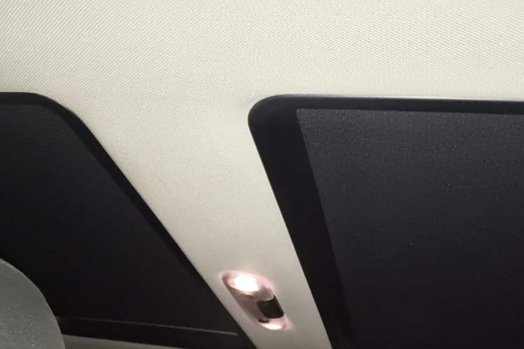 Used MINI Countryman 2017 1.5T COOPER ALL4 Traveler Headliner