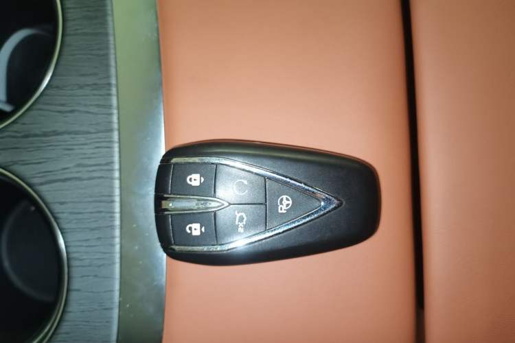 Used Changan CS75 PLUS 2025 4th Generation UItra 2.0T New Blue Whale Smart Intelligent Powertrain Version
