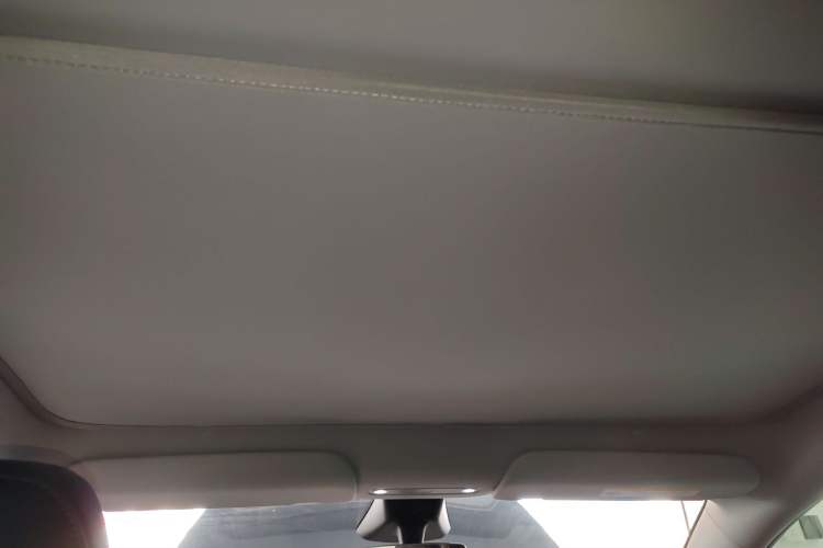 Used Tesla Model Y 2025 Rear-Wheel Drive First Edition
