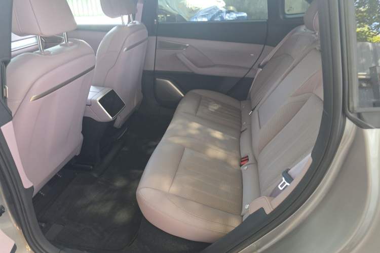 Used ONVO L60 2024 60 kWh Rear-Drive Version Left Rear Seat