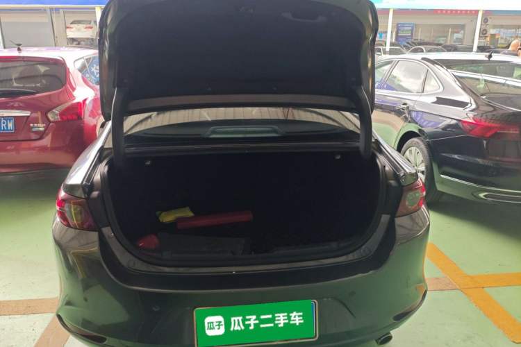 Used Mazda 3 Axela 2020 1.5L Automatic ZhiMei Edition Trunk