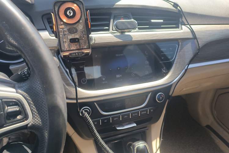 Used Geely Auto Emgrand 2017 Sedan Million Edition 1.5L CVT Luxury Model